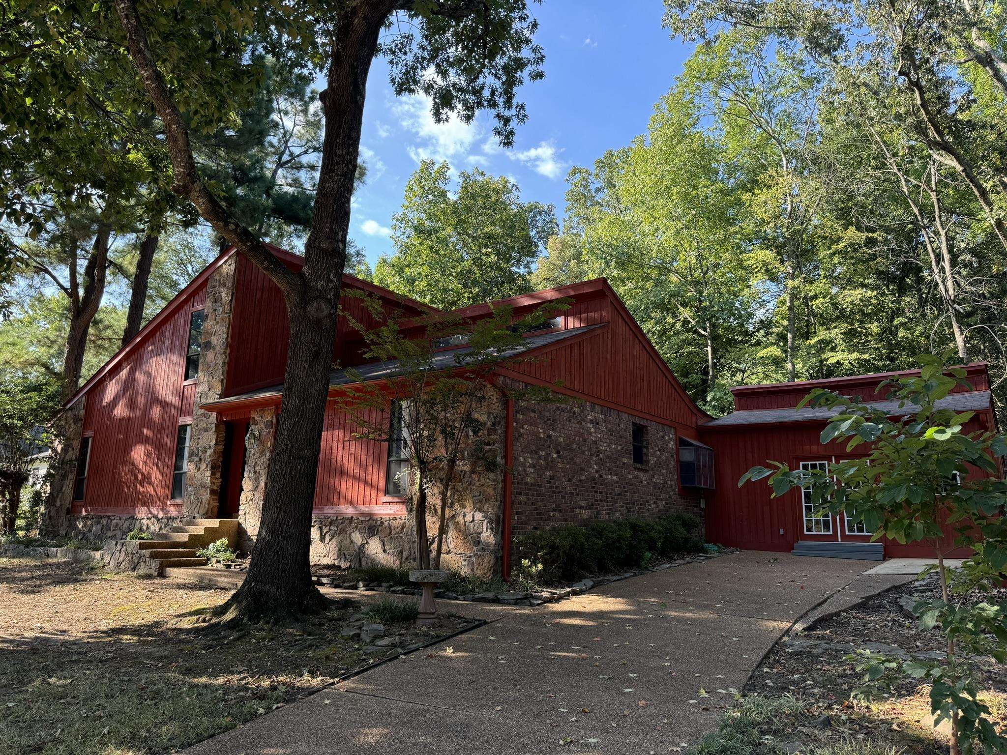 a view of a house