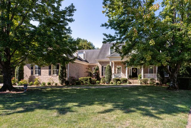 $1,545,000 | 817 Walden Drive | Central Franklin