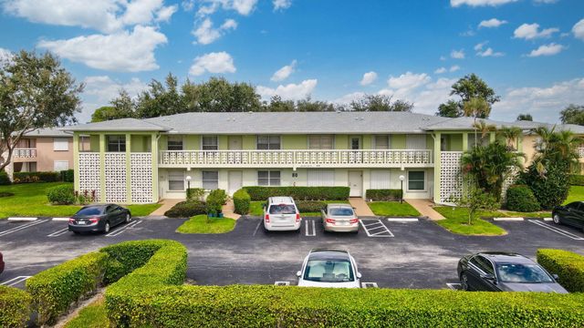 $225,000 | 1955 Northwest 13th Street, Unit 201 | Delray Beach