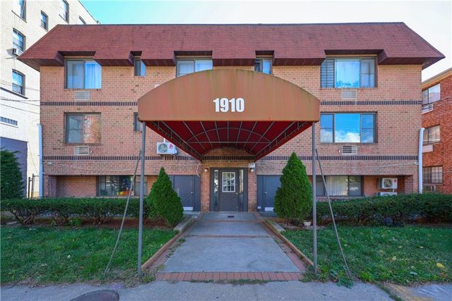 $619,000 | 1910 Ave V, Unit 9 | Homecrest