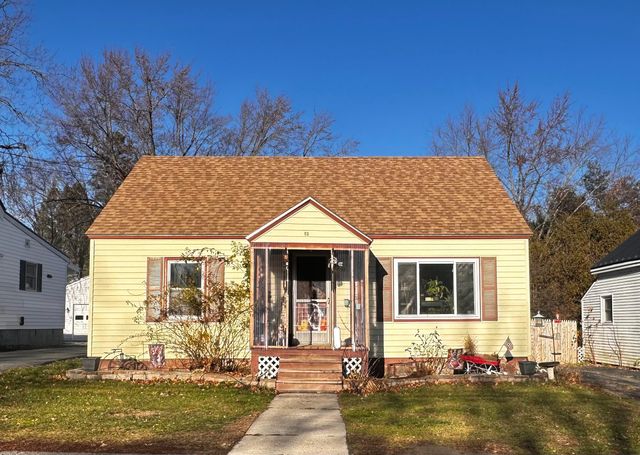 $208,000 | 13 Elmhurst Street | Waterville