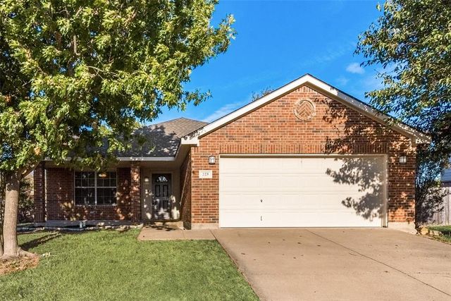 $320,000 | 223 Gayleh Lane | Waxahachie