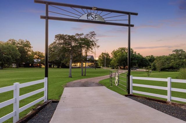 $5,975,000 | 2218 Hartfield Road