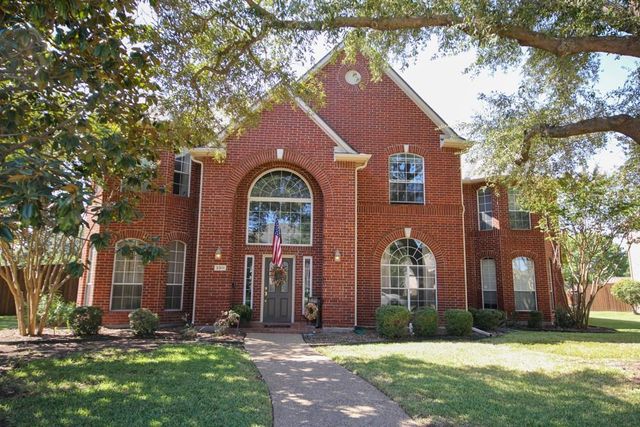 $729,500 | 3311 Kingston Drive | Richardson