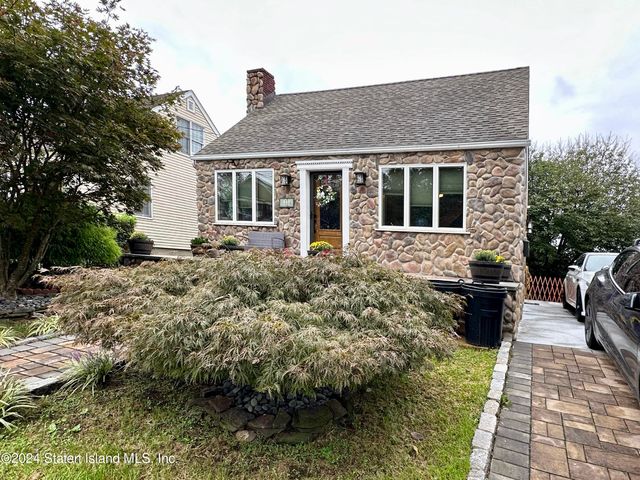 $659,000 | 249 Armstrong Avenue | Great Kills