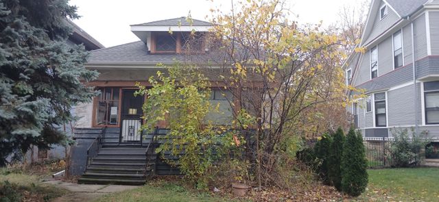 $249,900 | 139 North Humphrey Avenue | Oak Park