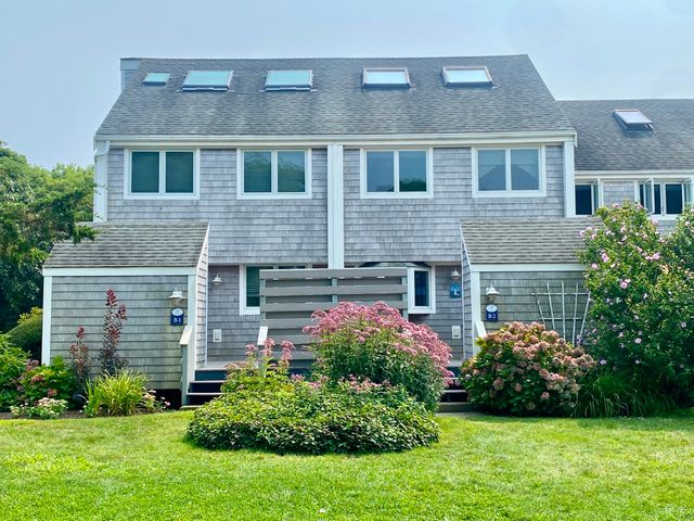 $1,600,000 | 467 Katama Road, Unit B2 | Martha's Vineyard