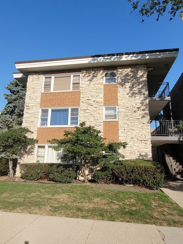 $224,500 | 4215 North Keystone Avenue, Unit 2C | Old Irving Park