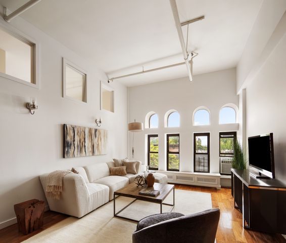 $1,150,000 | 423 Atlantic Avenue, Unit 4N | Boerum Hill