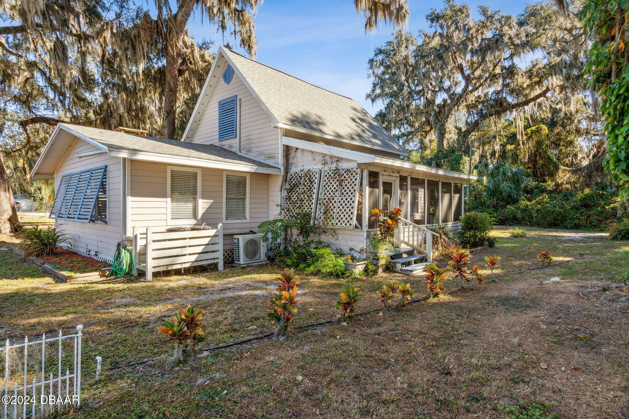 235 Port Comfort Dr East Palatka