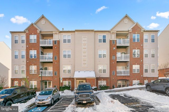 $325,000 | 7250 Darby Downs, Unit K | Elkridge