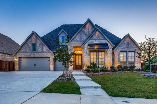 $770,000 | 2006 Stargrass Road | Far North Fort Worth