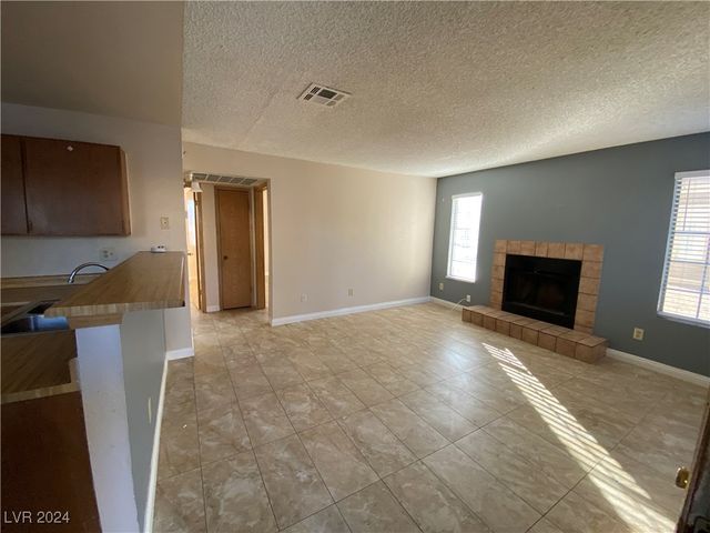 $950 | 2685 Bryandouglas Drive, Unit C | Village at Karen