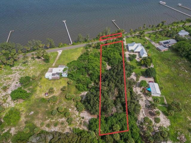 $625,000 | Tbd South Indian River Drive | Indian River Estates