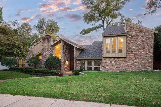 $925,000 | 9310 Canter Drive | Lake Highlands