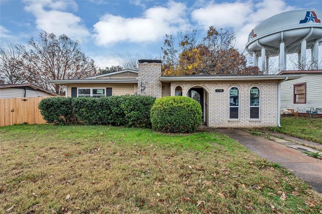 $249,000 | 1110 East Lovers Lane | Northeast Central Arlington