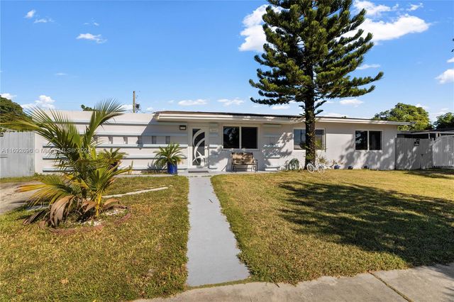 $549,900 | 10441 Southwest 200th Terrace | Cutler Bay