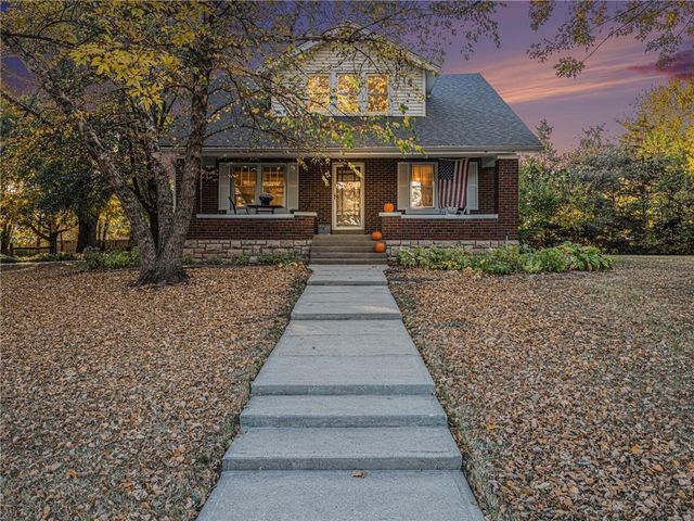 $595,000 | 4910 Millridge Street | Shawnee