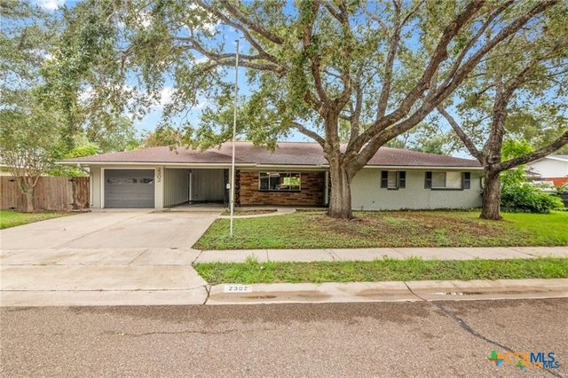 $249,900 | 2302 College Drive | Brownson Terrace