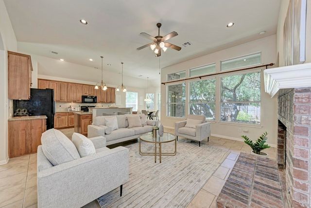 $664,900 | 8000 Levata Drive | Austin