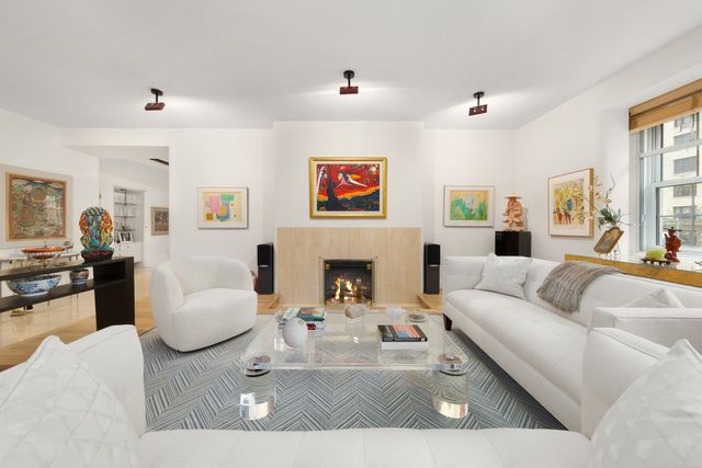 $7,995,000 | 860 Park Avenue, Unit 3 | Upper East Side