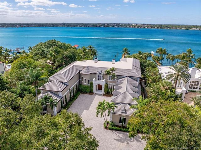 $11,250,000 | 65 South River Road | Sewall's Point