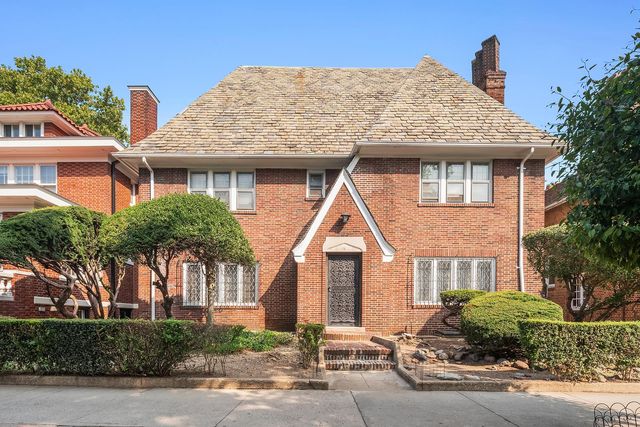 $2,250,000 | 71 Maple Street | Prospect Lefferts Gardens