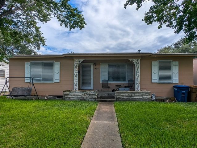 $214,900 | 925 Stirman Street | Midtown Corpus Christi