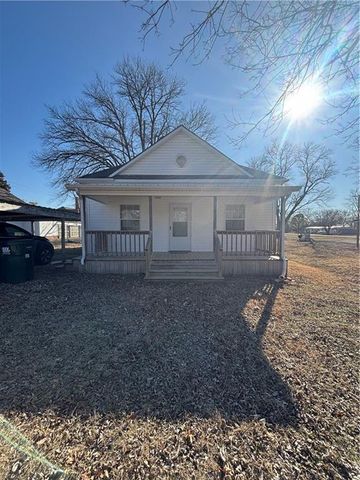 $89,900 | 213 5th Street | Mound Valley