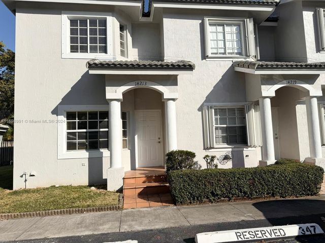 $2,300 | 14213 Southwest 120th Court, Unit 111 | Bonita Villas