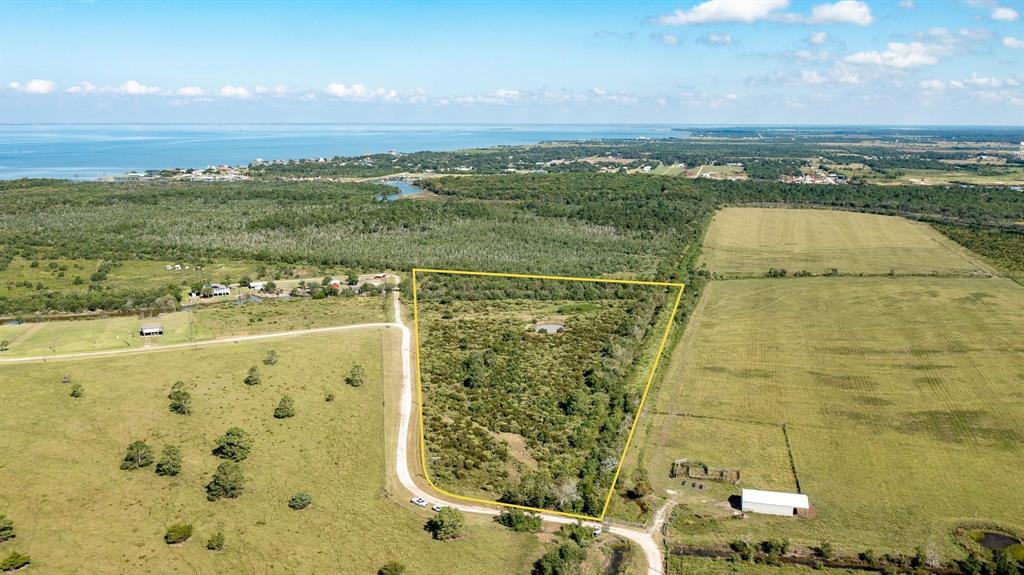 9.5 unrestricted acres with close proximity to Trinity Bay and those beautiful views.  All yellow boundary lines are approximate.  Survey is Available!