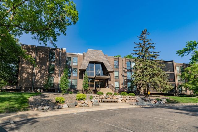 Location – York Condo West – Edina, Minnesota