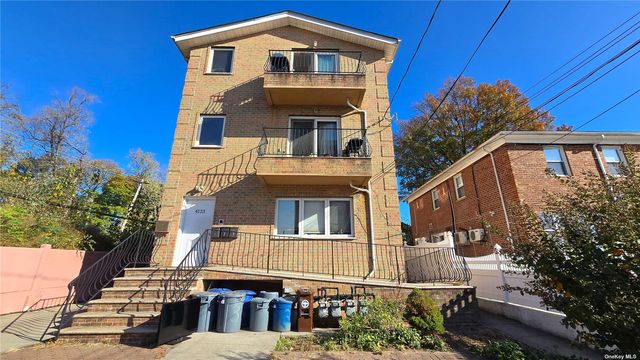 $2,299,000 | 41-23 156th Street | Murray Hill - Flushing