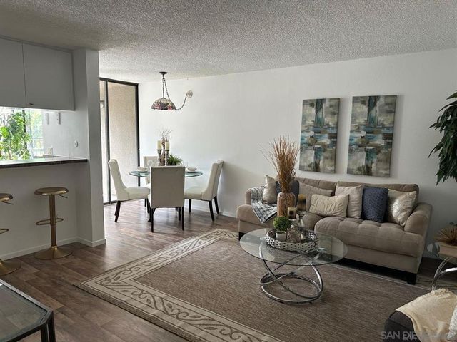 $2,195 | 6930 Hyde Park Drive, Unit 101 | San Carlos