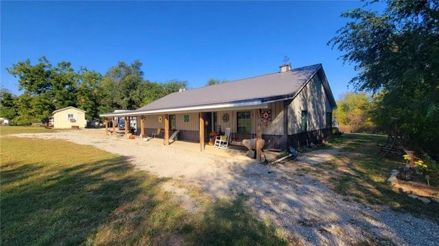 $857,000 | 1147 Fern Road | Pawnee