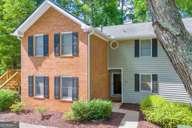 $239,000 | 345 Research Drive, Unit 520 | Eastside Athens