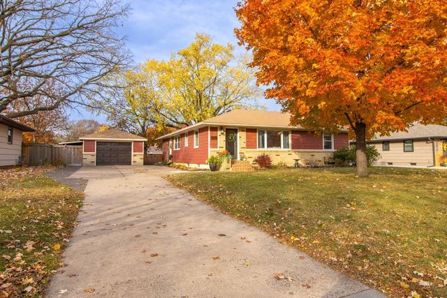 $415,000 | 5071 Greenwood Drive | Mounds View