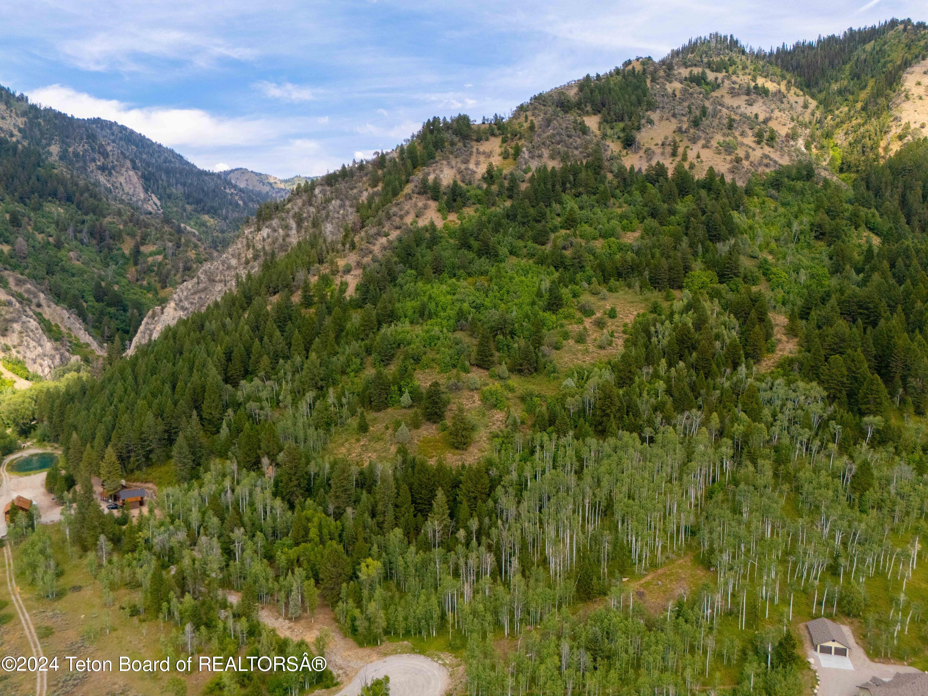 Borders BLM and close to Nat. Forest