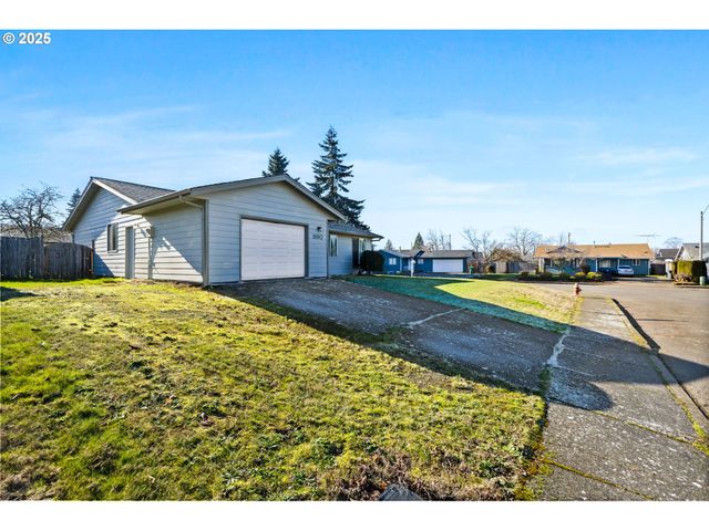 $395,000 | 990 Cheryl Street | Aumsville