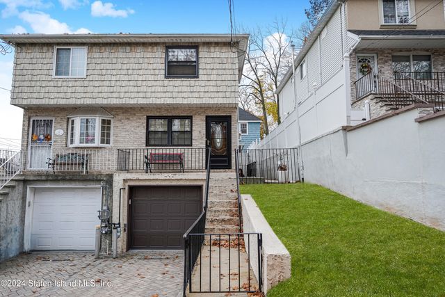 $685,000 | 6 Altamont Street | New Dorp