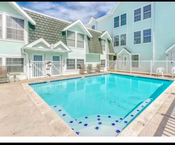 $549,900 | 213 East Hand, Unit 9 | Wildwood