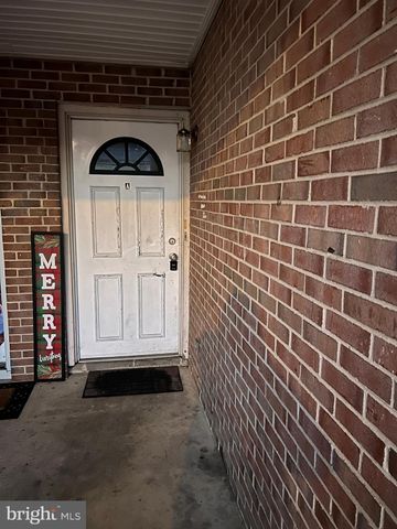 $2,200 | 28 Hampton Gate Drive, Unit A | Sicklerville