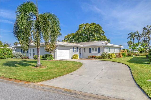 $325,000 | 7402 11th Avenue West | West Bradenton