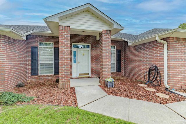 $385,000 | 4879 Laurel Oak Drive | Pace