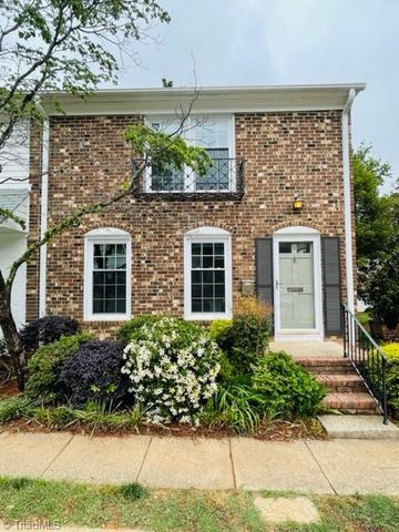 $1,700 | 3005 Patriot Court, Unit H | Greensboro