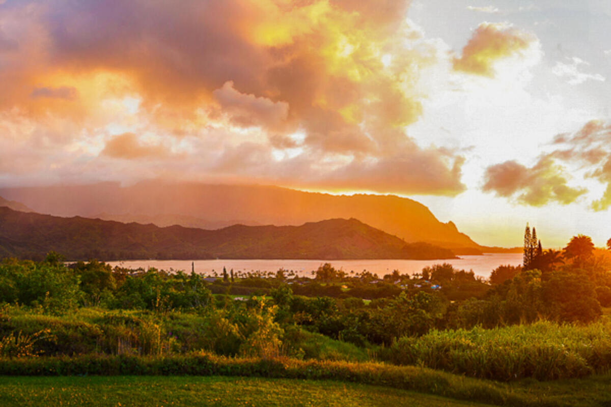 Sunset Views Overlooking Hanalei Bay