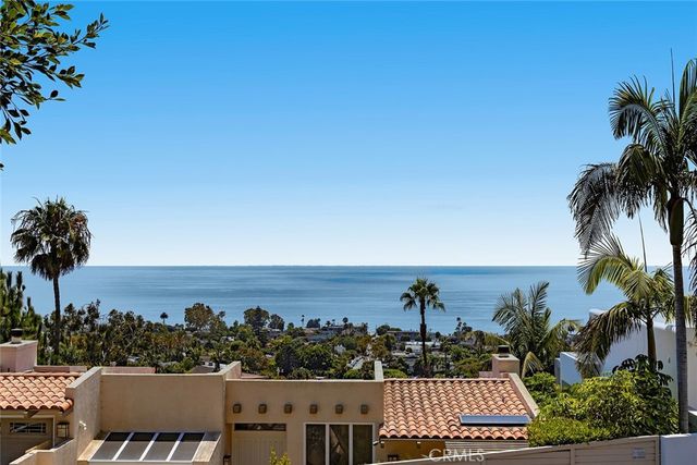 $2,400,000 | 1040 Skyline Drive | Laguna Beach Village