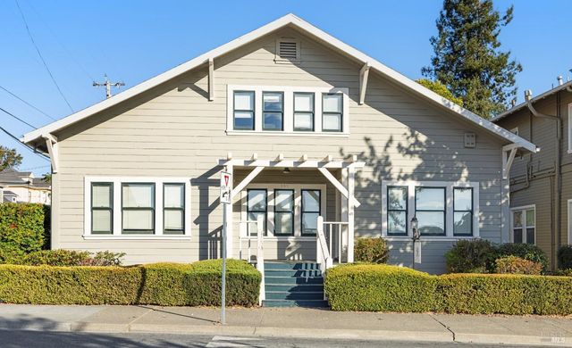 $1,100,000 | 320 Washington Street | West Petaluma