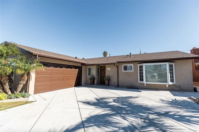 $4,700 | 16292 Hollywood Lane | Northwest Huntington Beach