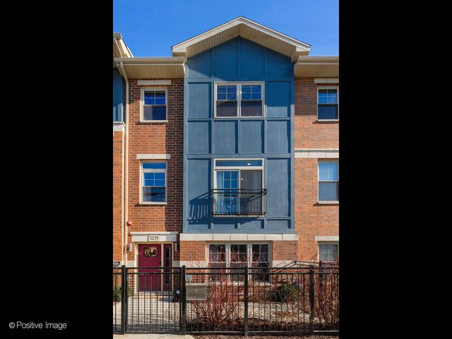 $625,000 | 3239 South Stewart Avenue | Armour Square